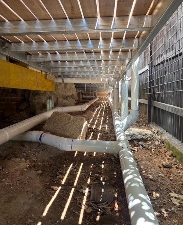 Underfloor drainage pipework